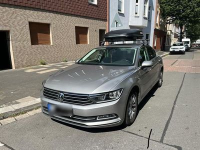 gebraucht VW Passat Limousine/Diesel/Baujahr 06-2017/Scheckheftgepflegt!