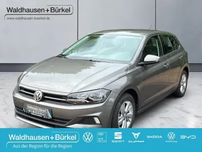 Gebraucht VW Polo Comfortline 75 PS (55 kW) 2018 Grau Kleinwagen