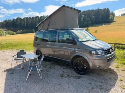 Gebraucht VW California Beach 180 PS (132 kW) 2011 Grau Van