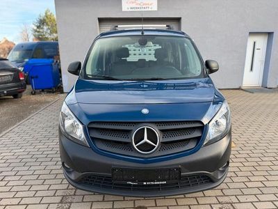 Gebraucht Mercedes Citan 108 75 PS (55 kW) 2018 Blau Kombi