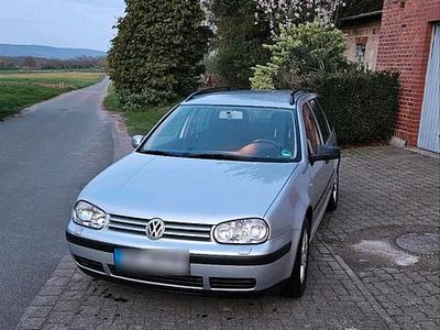 Usata VW Golf IV 75 CV (55 kW) 2002 Argento Station wagon