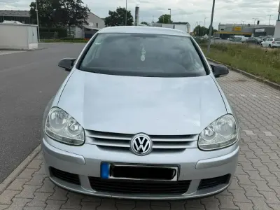 Gebraucht VW Golf V 105 PS (77 kW) 2006 Grau Kleinwagen