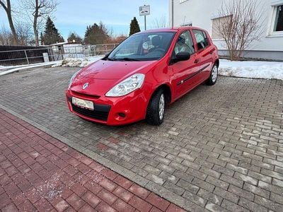 Rot Gebraucht 2012 Renault Clio III Kleinwagen | 5.999 € (Teuer)