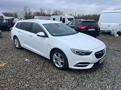 Weiß Gebraucht 2019 Opel Insignia Kombi | 7.900 € (Guter Preis)