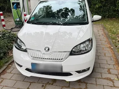 Gebraucht Skoda Citigo-e IV 61 kW (84 PS) 2020 Weiß Kleinwagen