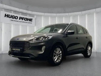 Gebraucht Ford Kuga Titanium 150 PS (110 kW) 2022 Grau SUV