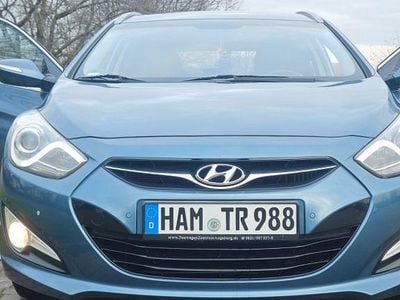 Gebraucht Hyundai i40 Style 136 PS (100 kW) 2012 Blau Limousine