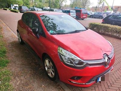 Usata Renault Clio IV LIMITED 90 CV (66 kW) 2016 Rosso Utilitaria