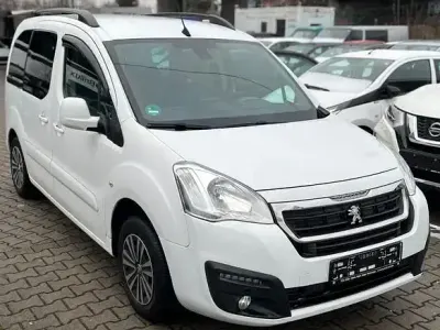 Occasion Peugeot TePee Active 99 PK (72 kW) 2016 Andere Sedan