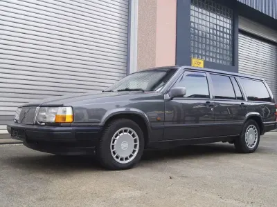 Usata Volvo 940 165 CV (121 kW) 1993 Grigio Station wagon