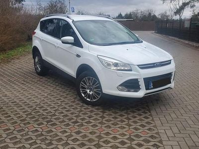 Gebraucht Ford Kuga 140 PS (102 kW) 2014 Weiß SUV
