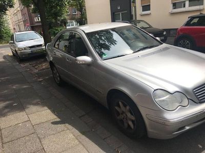 Mercedes C180