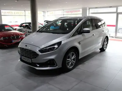 Usata Ford S-MAX Titanium 190 CV (139 kW) 2022 Argento Monovolume