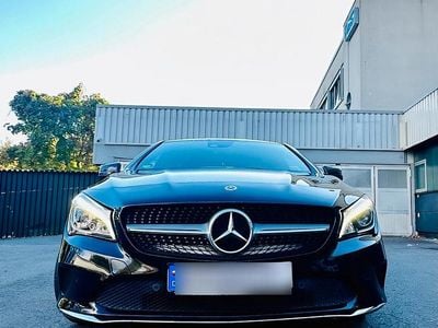 Gebraucht Mercedes CLA200 136 PS (100 kW) 2018 Schwarz Limousine