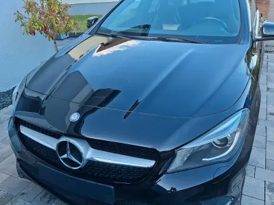 Gebraucht Mercedes CLA180 Urban 122 PS (89 kW) 2014 Schwarz Limousine