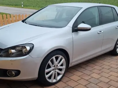 Gebraucht VW Golf VI Highline 122 PS (89 kW) 2009 Silber Limousine