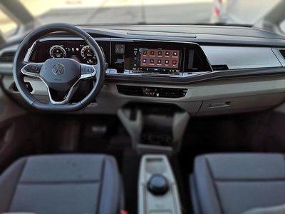 Neu VW Multivan Sport 179 PS (131 kW) 2026 Metallic Van