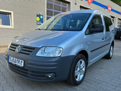 Gebraucht VW Caddy Style 105 PS (77 kW) 2009 Silber Van / Kleinbus