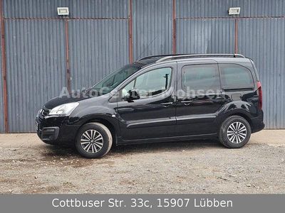 Schwarz Gebraucht 2017 Peugeot Partner Tepee Active Van / Kleinbus | 7.999 € (Fairer Preis)