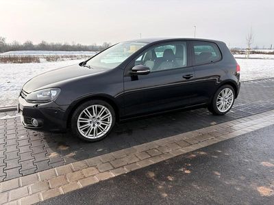 Gebraucht VW Golf VI 105 PS (77 kW) 2010 Schwarz Kleinwagen