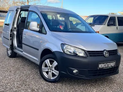 Gebraucht VW Caddy Trendline 86 PS (63 kW) 2011 Silber Van / Kleinbus