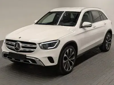 Gebraucht Mercedes GLC300 258 PS (189 kW) 2020 Polarweiss  uni SUV