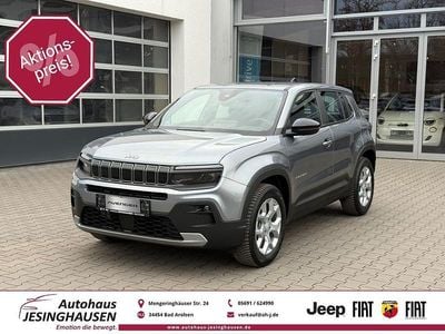 Neu Jeep Avenger Altitude 101 PS (74 kW) 2025 Met grey evoluzione (xnb, vr51 SUV