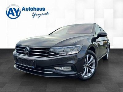 Grau Gebraucht 2022 VW Passat Kombi | 17.450 € (Fairer Preis)