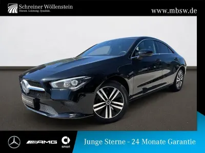 Gebraucht Mercedes CLA250 Progressive 160 PS (117 kW) 2022 Kosmosschwarz (metallic) Coupé