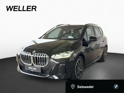 Neu BMW 220 Active Tourer Comfort Edition 170 PS (125 kW) 2025 Saphirschwarz (schwarz) Van / Kleinbus