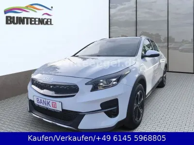 Gebraucht Kia XCeed Vision 105 PS (77 kW) 2022 Weiß SUV