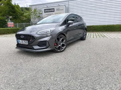Gebraucht Ford Fiesta Performance Edition 200 PS (147 kW) 2023 Silber Kleinwagen