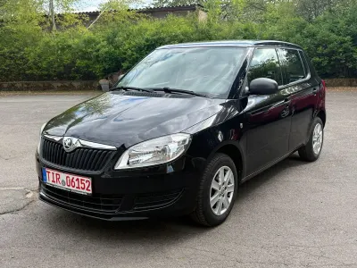 Gebraucht Skoda Fabia Cool Edition 60 PS (44 kW) 2014 Schwarz Kleinwagen
