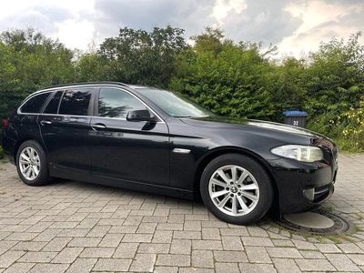 Schwarz Gebraucht 2012 BMW 520 Kombi | 9.500 € (Guter Preis)