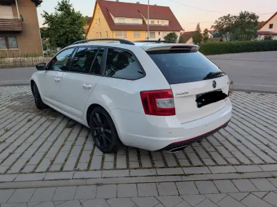 Gebraucht Skoda Octavia RS 220 PS (161 kW) 2016 Weiß Kombi