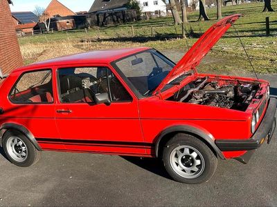 Second-hand VW Golf II GTI 112 CP (82 kW) 1984 Roșu Hatchback
