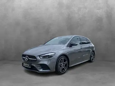 Gebraucht Mercedes B200 AMG line 163 PS (119 kW) 2025 Lack mountaingrau Kleinwagen
