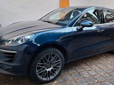 Porsche Macan S