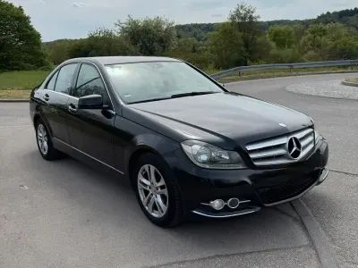 Gebraucht Mercedes C250 204 PS (150 kW) 2013 Schwarz Limousine