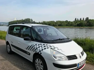 Używany Renault Espace 136 KM (100 kW) 2009 Biały Minivan