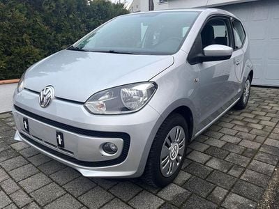 Silber Gebraucht 2012 VW up! move up! Kleinwagen | 4.400 € (Fairer Preis)