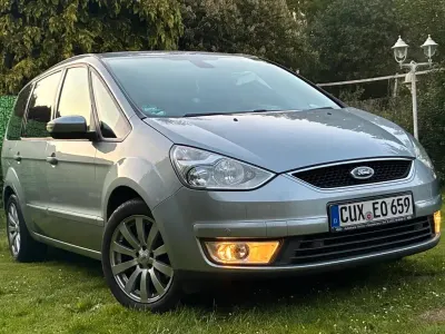 Gebraucht Ford Galaxy 140 PS (102 kW) 2010 Grau Van / Kleinbus