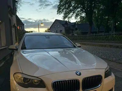 Używany BMW 530 258 KM (189 kW) 2013 Biały Sedan/Limuzyna