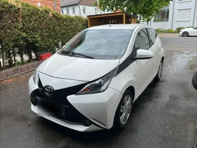 Gebraucht Toyota Aygo 69 PS (50 kW) 2016 Kleinwagen