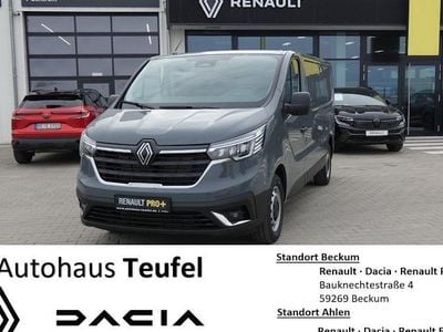 Grau Neu 2025 Renault Trafic Komfort Van / Kleinbus | 32.990 € (Superpreis)