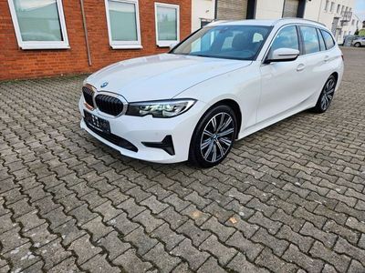 gebraucht BMW 320 d*NAVIPROF*HUD*AHK*LED