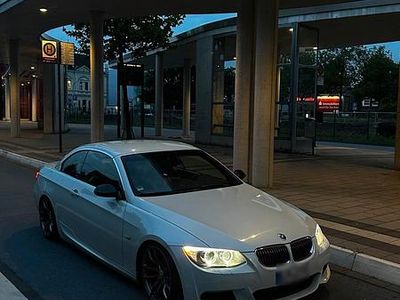 Gebraucht BMW 325 Cabriolet M Sport 204 PS (150 kW) 2012 Weiß Cabrio
