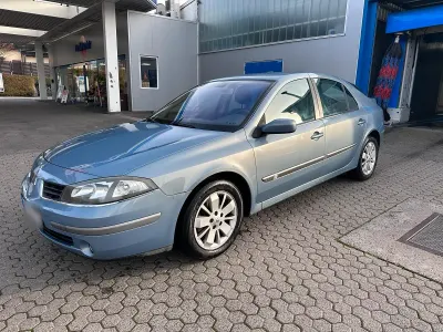 Gebraucht Renault Laguna II 140 PS (102 kW) 2005 Blau Limousine