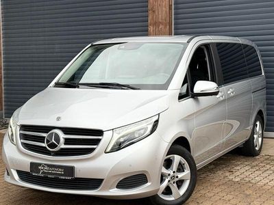 Silber Gebraucht 2019 Mercedes V250 Van / Kleinbus | 42.600 € (Superpreis)