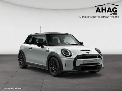 Gebraucht Mini Cooper SE 75 kW (102 PS) 2022 Andere Kleinwagen